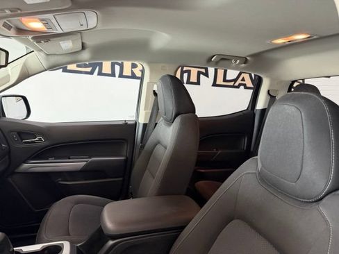 Used 2016 Chevrolet Colorado LT w/ LT Convenience Package AWD/4WD image 13
