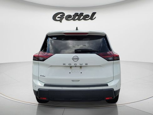 Used 2024 Nissan Rogue S FWD image 6
