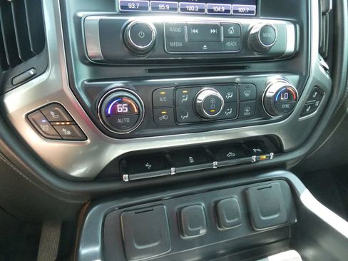 Used 2015 Chevrolet Silverado 1500 LTZ w/ LTZ Plus Package AWD/4WD image 28