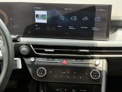 Used 2025 Hyundai Sonata SEL FWD image 18