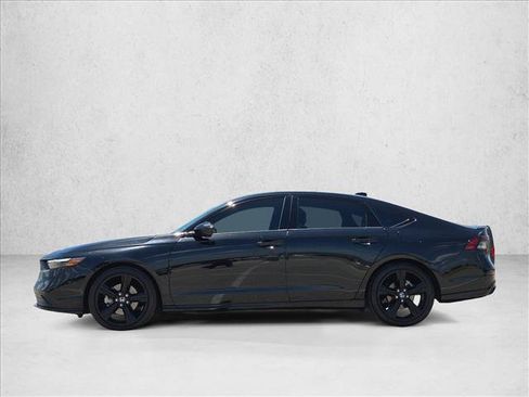 Used 2024 Honda Accord Sport image 9