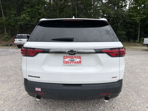 Used 2023 Chevrolet Traverse RS w/ LPO, Floor Liner Package FWD image 23