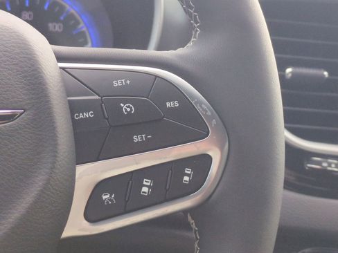 New 2026 Chrysler Voyager LX image 24