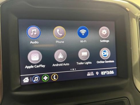 Used 2020 Chevrolet Silverado 1500 Custom w/ Custom Value Package AWD/4WD image 23