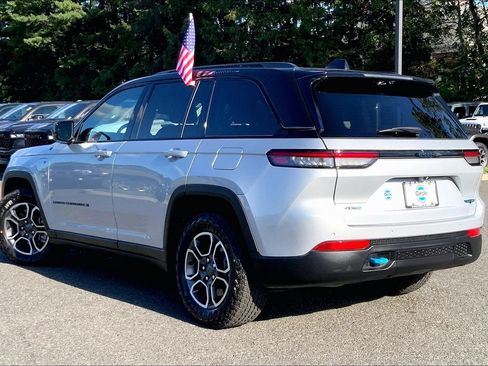 Used 2023 Jeep Grand Cherokee Trailhawk w/ Advanced Protech Group II AWD/4WD image 10
