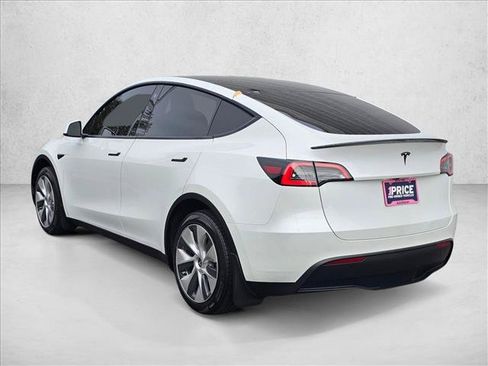 Used 2023 Tesla Model Y Long Range AWD/4WD image 7