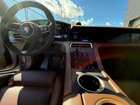 New 2026 Porsche Taycan GTS image 16