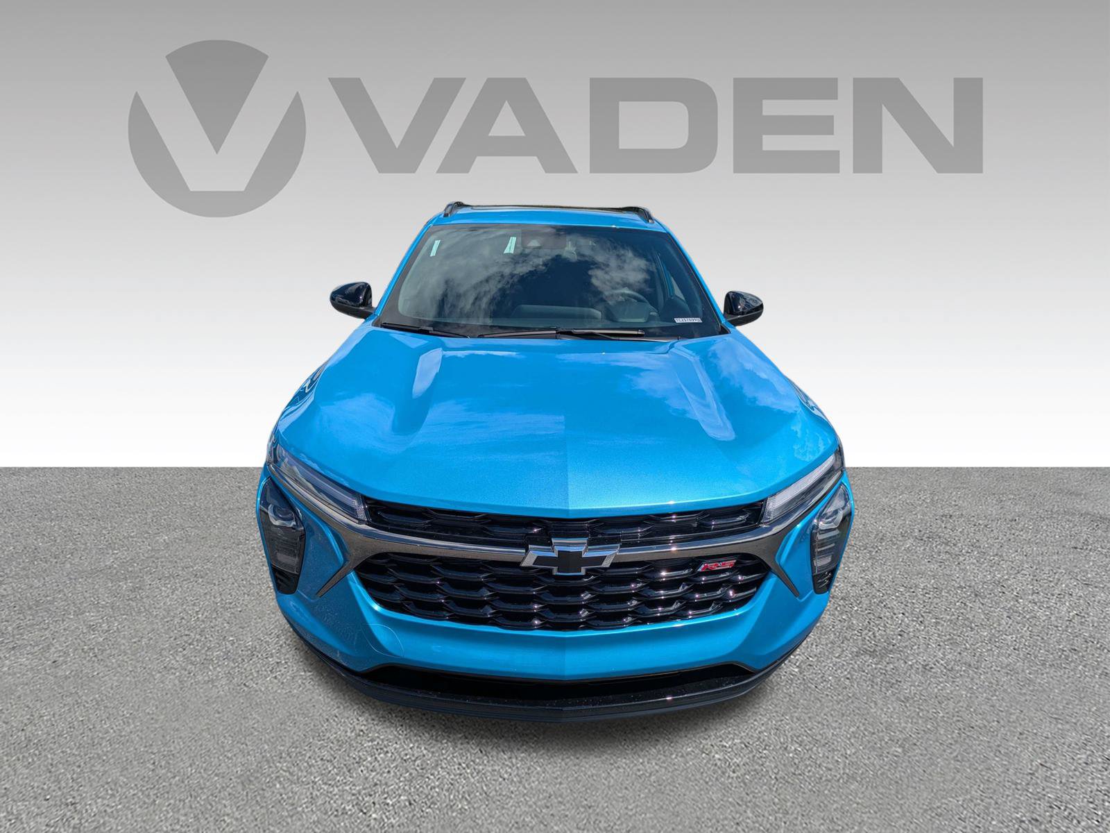New 2026 Chevrolet Trax RS w/ Sunroof Package FWD image 32