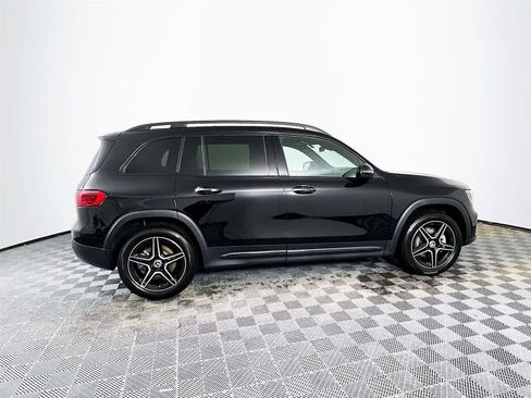 Certified 2026 Mercedes-Benz GLB 250 4MATIC image 7