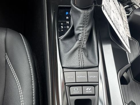 New 2026 Toyota Camry SE FWD image 15