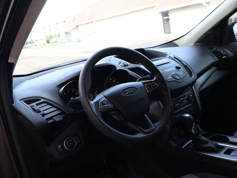 Used 2017 Ford Escape SE image 15