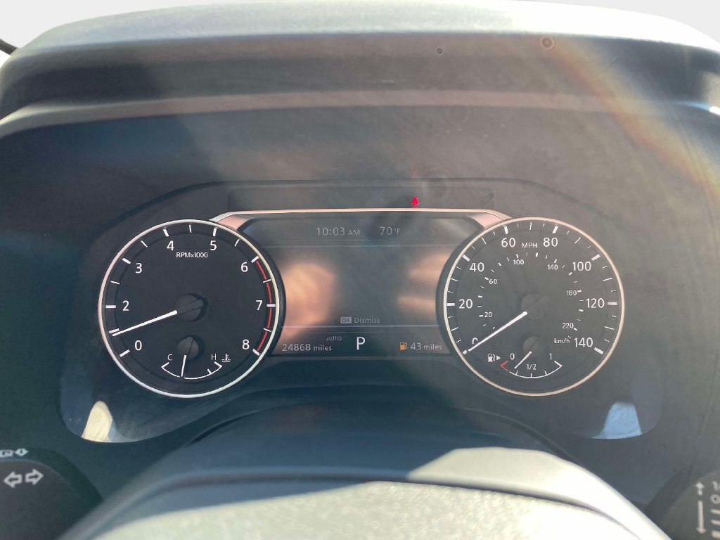 Used 2025 Nissan Rogue S AWD/4WD image 23