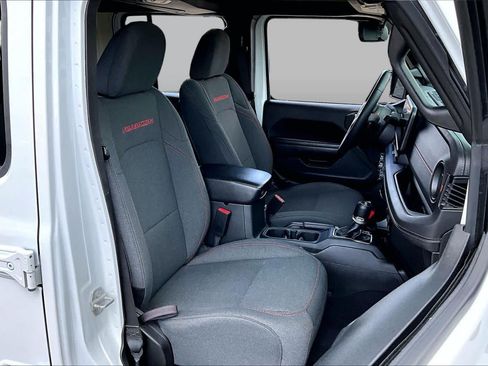 Used 2024 Jeep Wrangler Unlimited Rubicon AWD/4WD image 9