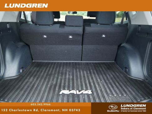 Used 2015 Toyota RAV4 XLE AWD/4WD image 30