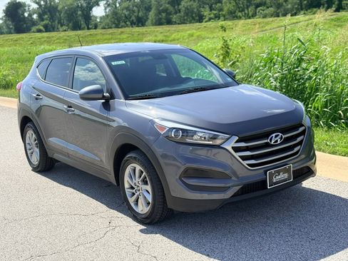 Used 2018 Hyundai Tucson SE AWD/4WD image 26