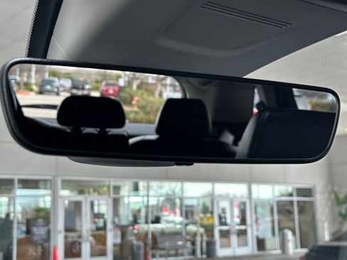 Used 2025 Honda CR-V EX-L image 25