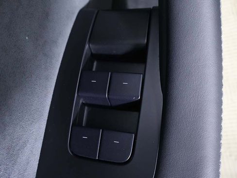 Used 2024 Tesla Model 3 Long Range image 36