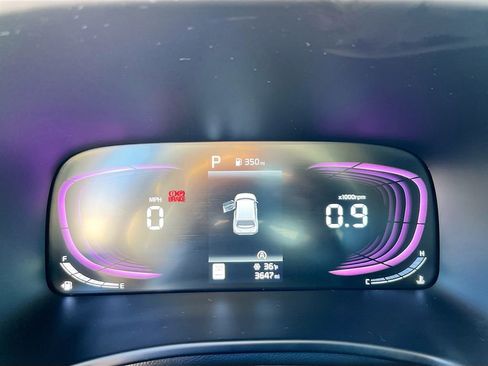 Certified 2025 Kia Soul LX w/ LX Technology Package image 11