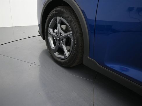 New 2025 Kia K4 LXS image 11