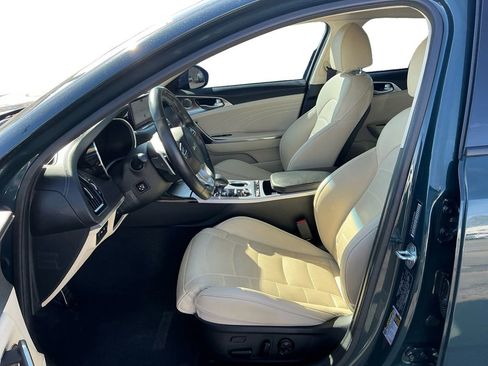 Used 2023 Kia Stinger GT2 image 14