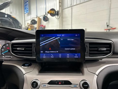 Certified 2023 Ford Explorer XLT w/ Equipment Group 202A AWD/4WD image 20
