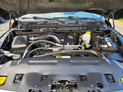 Used 2019 RAM 1500 Big Horn AWD/4WD image 30
