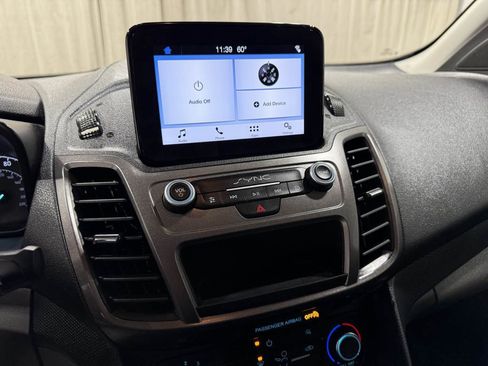 Used 2020 Ford Transit Connect XL image 12