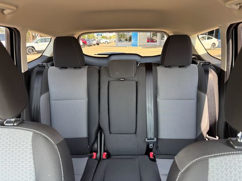 Used 2017 Ford Escape SE AWD/4WD image 18