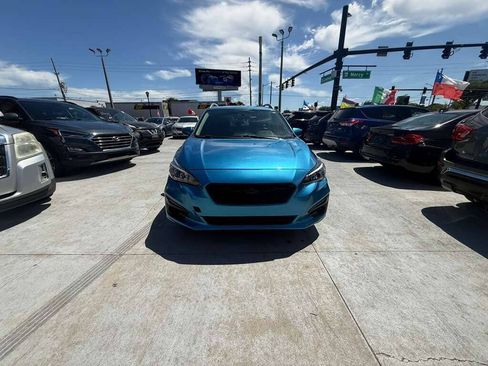 Used 2017 Subaru Impreza 2.0i Premium AWD/4WD image 1