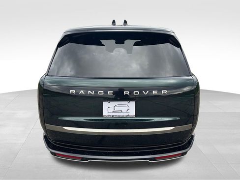 Used 2024 Land Rover Range Rover Long Wheelbase SE AWD/4WD image 4