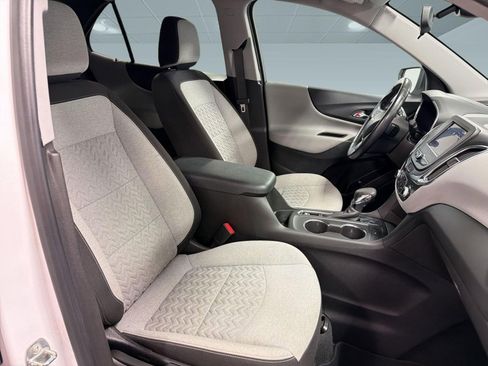 Used 2022 Chevrolet Equinox LT FWD image 31