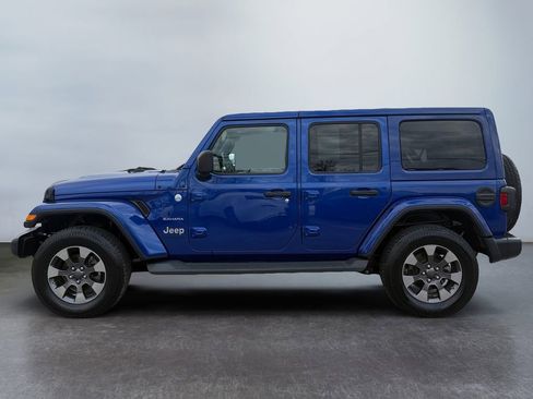 Used 2018 Jeep Wrangler Unlimited Sahara image 6