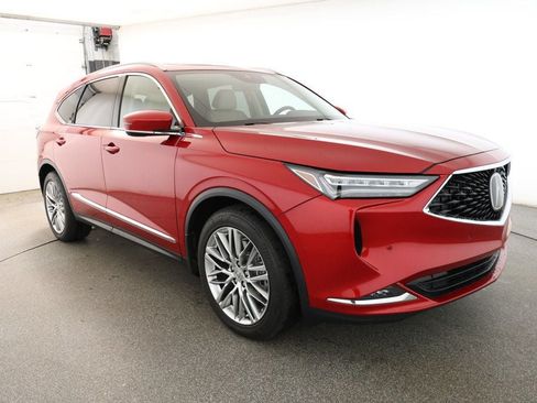 Used 2024 Acura MDX SH-AWD w/ Advance Package image 3