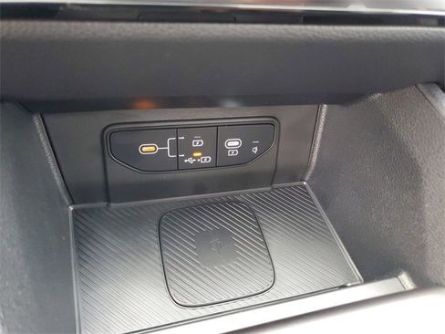 New 2026 Kia Sportage EX image 18