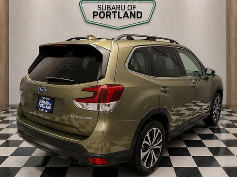 Certified 2023 Subaru Forester Limited AWD/4WD image 5