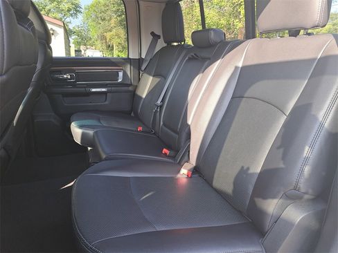 Used 2017 RAM 1500 Laramie image 13