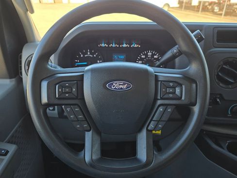 Used 2024 Ford E-350 and Econoline 350 Super Duty w/ Power Windows & Locks Group image 24