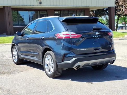 Used 2024 Ford Edge Titanium AWD/4WD image 3