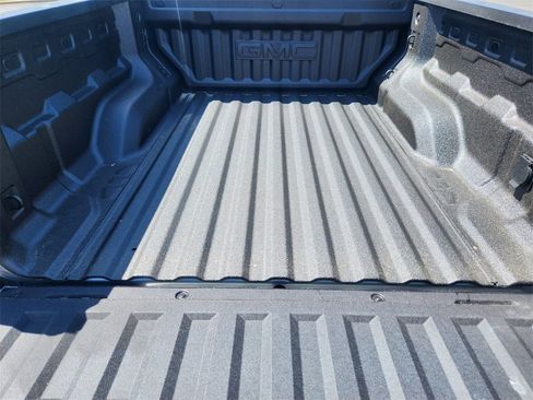 New 2025 GMC Canyon Elevation w/ Convenience Package image 22