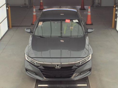 Used 2020 Honda Accord Sport image 2