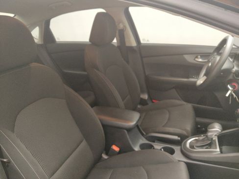 Used 2021 Kia Forte Sedan FWD image 21