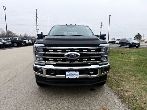 Used 2024 Ford F250 Lariat w/ Chrome Package image 9