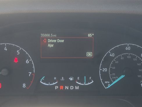 Used 2023 Ford Transit 350 XLT image 11