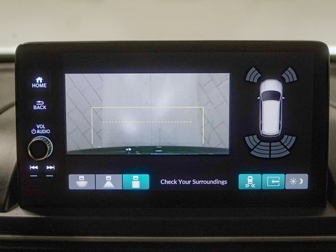 Used 2025 Honda Pilot EX-L image 32