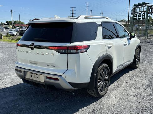 Used 2022 Nissan Pathfinder SL w/ SL Premium Package AWD/4WD image 8