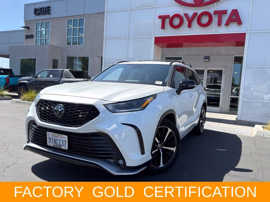 Certified 2021 Toyota Highlander XSE AWD/4WD image 4