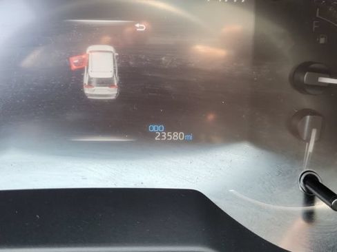 Used 2023 Toyota RAV4 XLE Premium FWD image 18