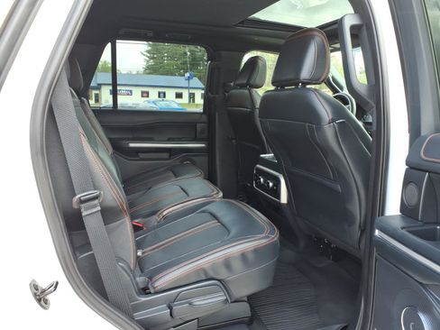Used 2024 Ford Expedition Timberline image 9