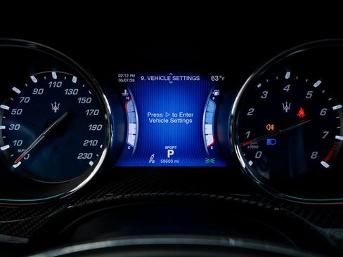 Used 2014 Maserati Quattroporte GTS RWD image 35