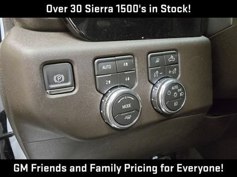 New 2026 GMC Sierra 1500 SLT AWD/4WD image 18